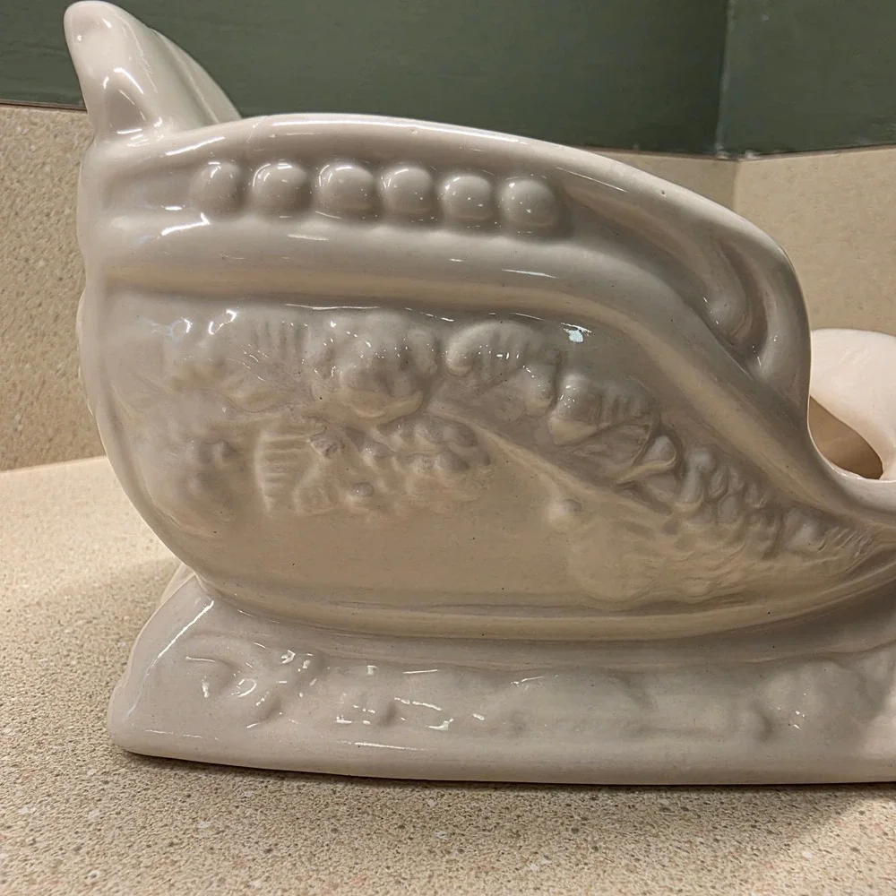 Ceramic Sleigh Planter Candy‎ Dish Medium Off-White Christmas Holiday Decor